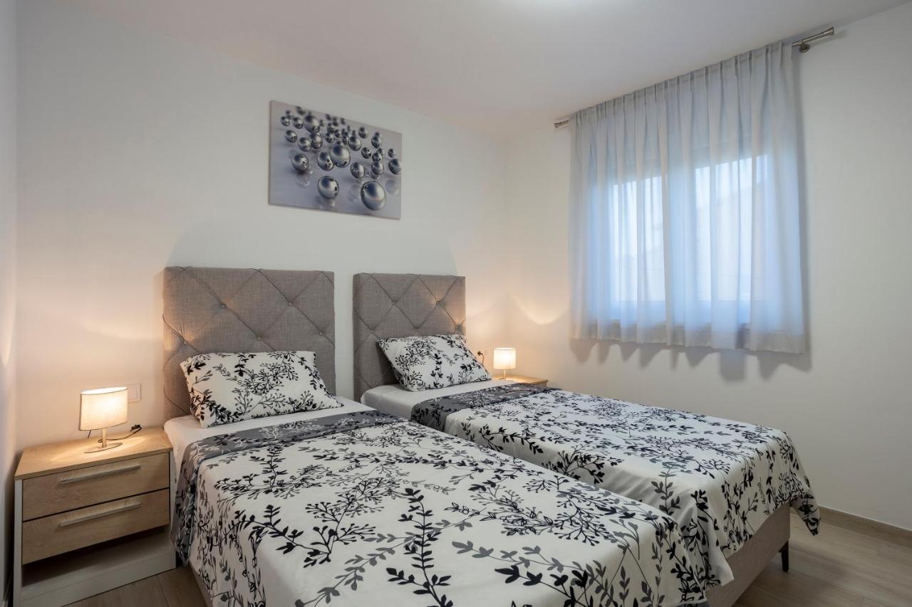 City Apartments Silver Pula Dış mekan fotoğraf