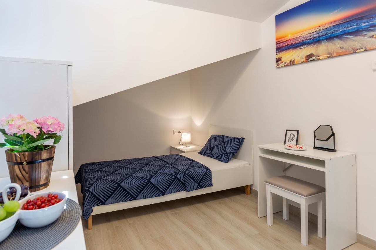 City Apartments Silver Pula Dış mekan fotoğraf