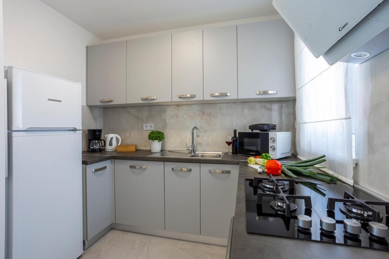 City Apartments Silver Pula Dış mekan fotoğraf