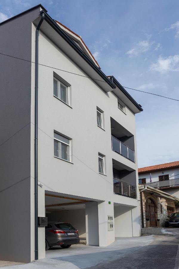 City Apartments Silver Pula Dış mekan fotoğraf
