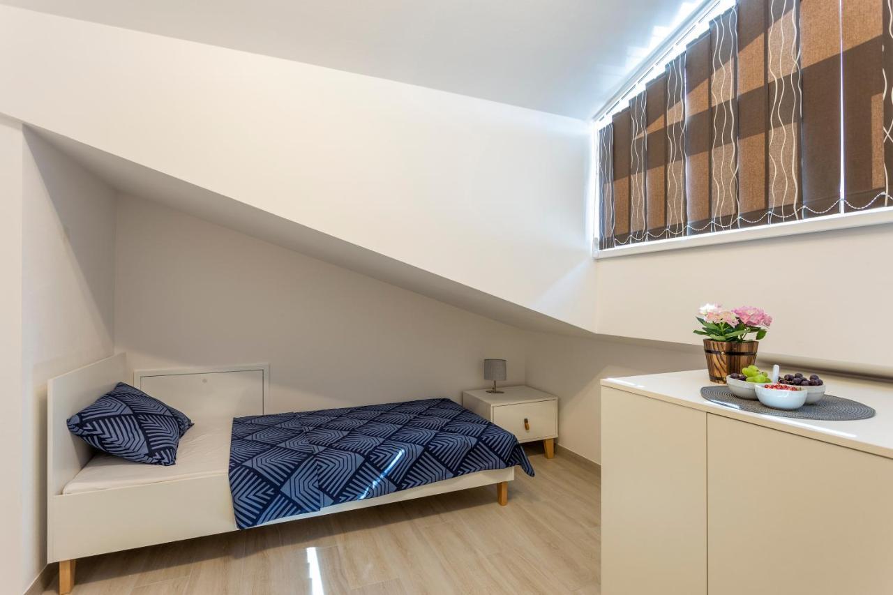 City Apartments Silver Pula Dış mekan fotoğraf