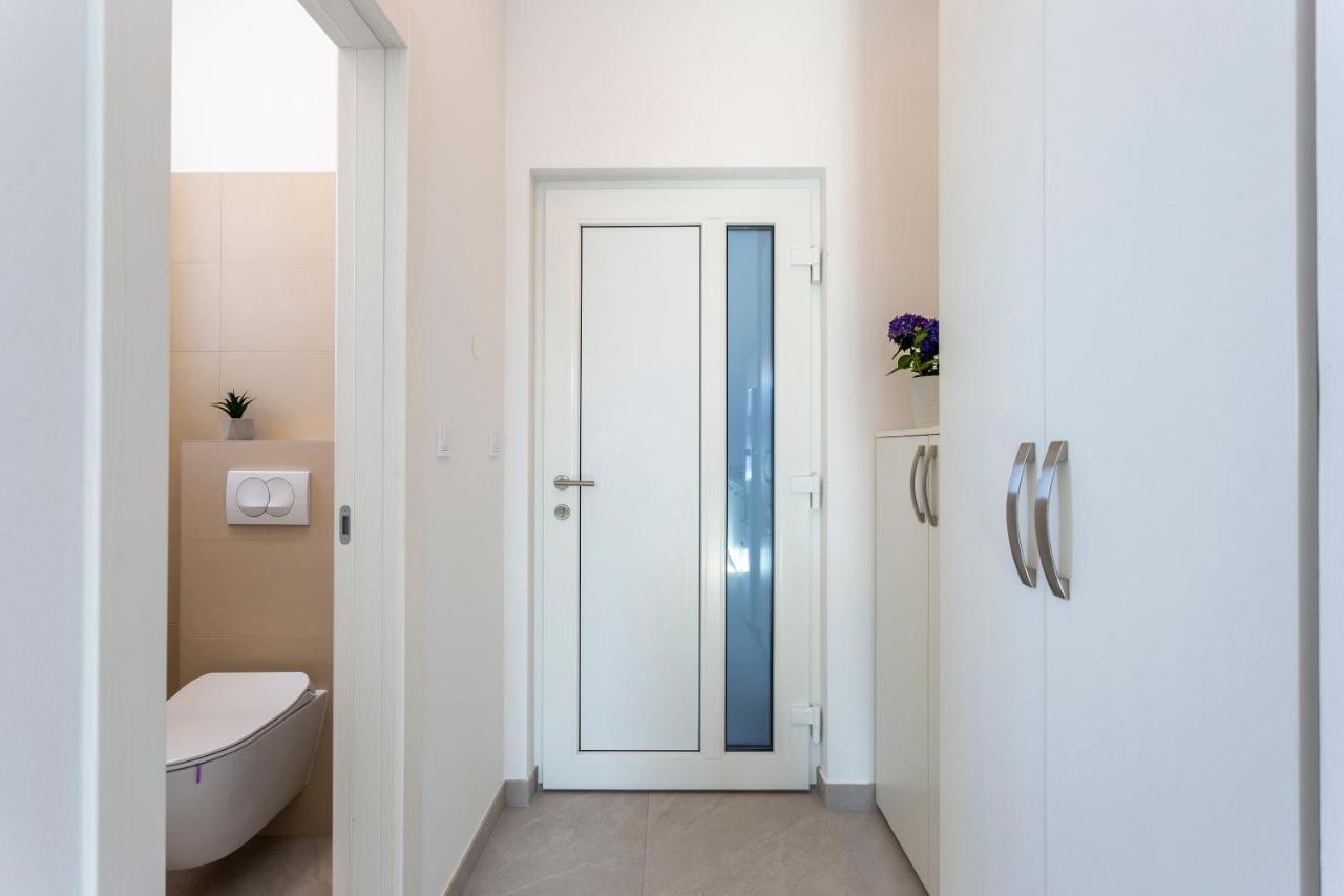 City Apartments Silver Pula Dış mekan fotoğraf